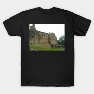 Linlithgow Palace, Scotland - Buttresses T-Shirt